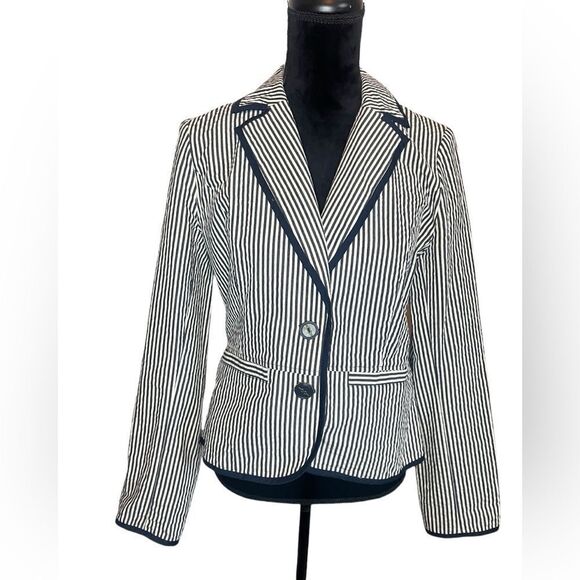 SANDRO NAUTICAL NAVY & WHITE STRIPED CLASSIC BUSINESS CASUAL WOMENS SIZE MEDIUM - Picture 3 of 12